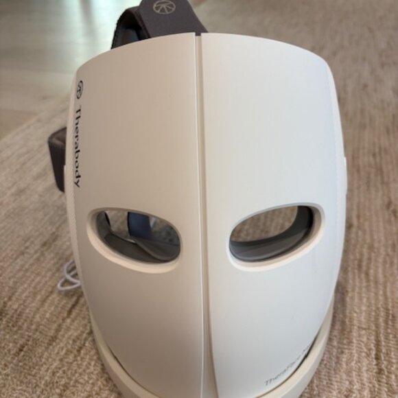 Therabody Face Mask - Picture 1 of 6